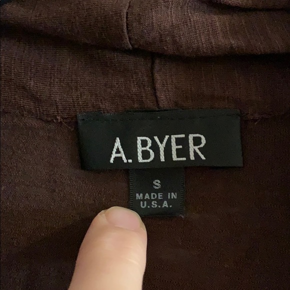 A. Byer brown wrap top size small - Picture 3 of 5